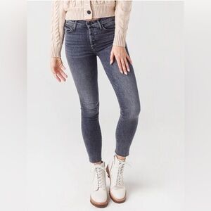 Mother Denim The Stunner Zip Ankle Step Fray jeans size 26